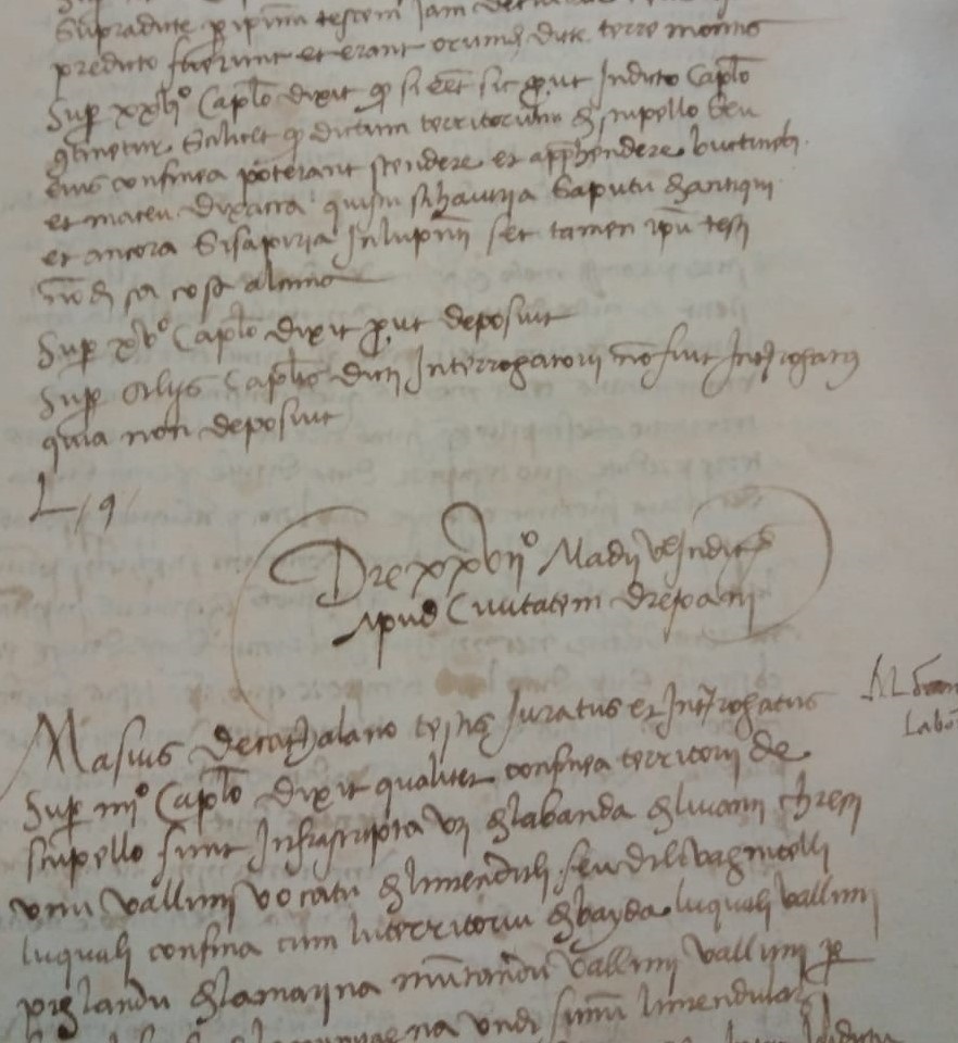 In restauro libri antichi e manoscritti della Biblioteca di Erice