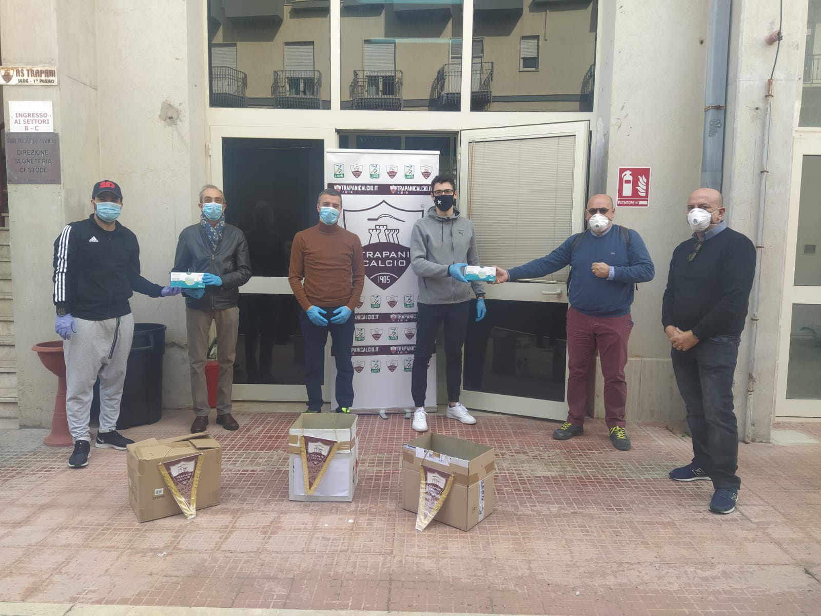 Il Trapani Calcio dona 1500 mascherine alla Protezione Civile comunale di Erice
