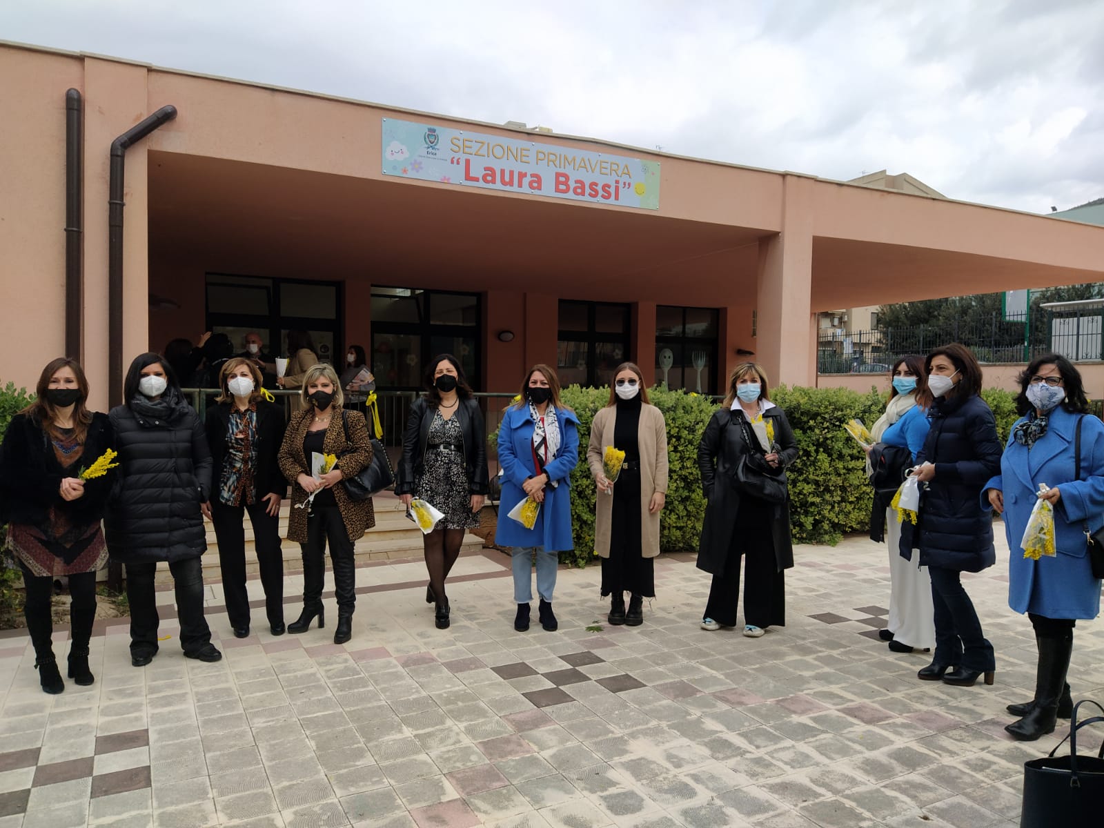 Stamattina cerimonia di intitolazione della Sezione primavera di via Cosenza a Laura Bassi