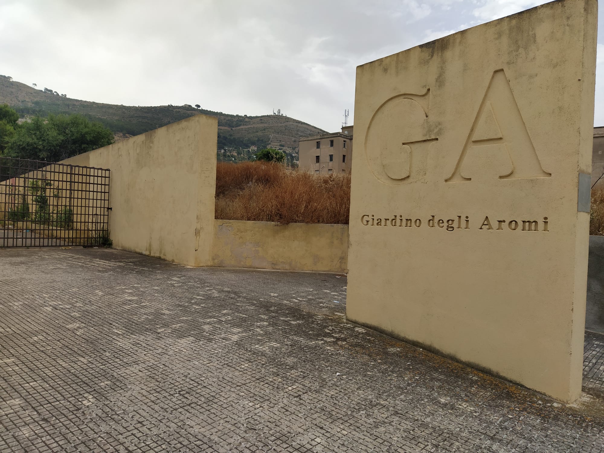 Iniziati i lavori di recupero del Giardino degli Aromi